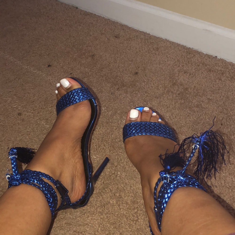 Electric Blue - Picture 2 of 2